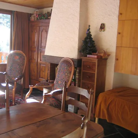 Cosy Avec Balcon, 1850 - Fr-1-514-5