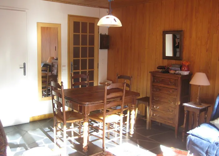 Cosy Avec Balcon, 1850 - Fr-1-514-5