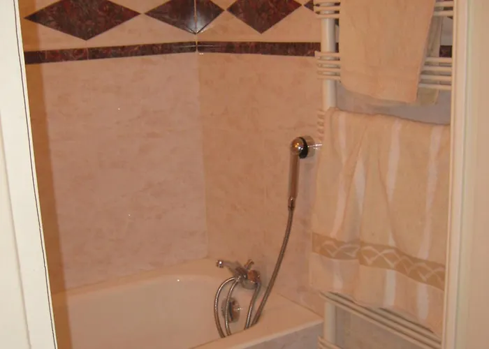 Cosy Avec Balcon, 1850 - Fr-1-514-5 아파트 쿠쉐벨